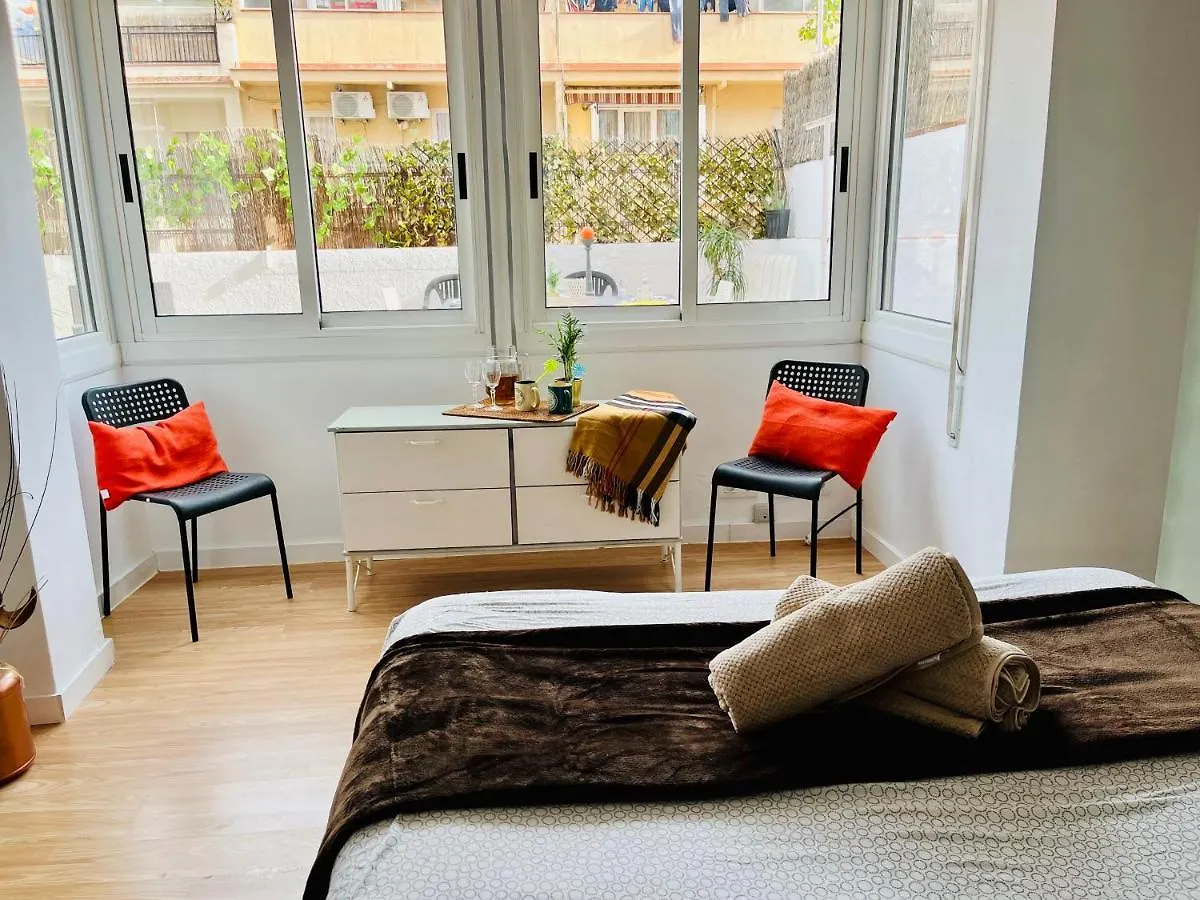 Calm Terrace Barcelona Apartment